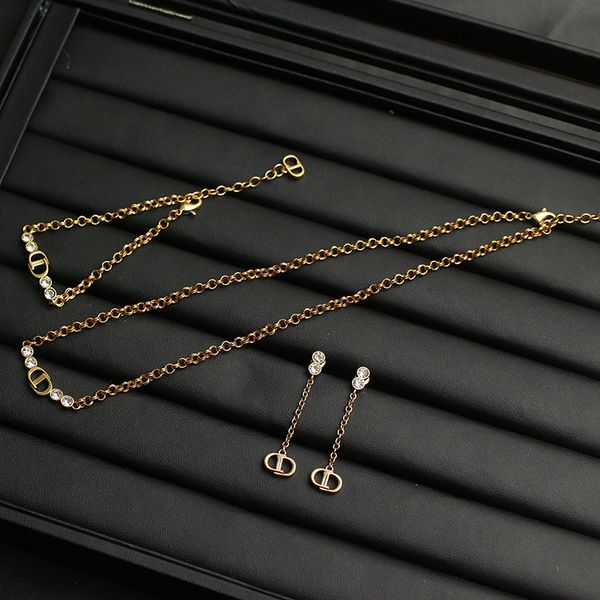 design jewelry suit / letter necklace womanly temperament bracelet womens fashion personality earrings womens, Silver
design jewelry suit / letter necklace womanly temperament bracelet womens fashion personality earrings womens, Silver