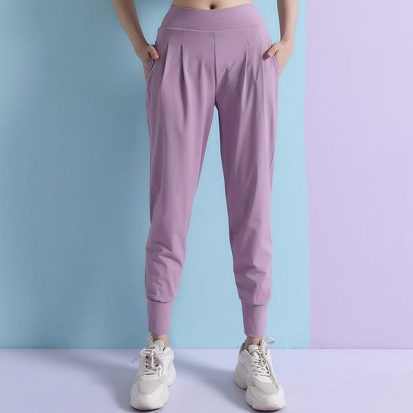 yoga outfit solid color thin quick-drying sports pants ladies leisure loose-fitting feet running fitness high-waist pant
yoga outfit solid color thin quick-drying sports pants ladies leisure loose-fitting feet running fitness high-waist pant
