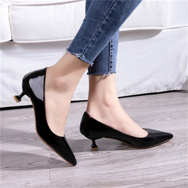 dress shoes fresh small nude color pointed mouth heels professional patent leather low heel comfortable high heels. 2qwi, Black
dress shoes fresh small nude color pointed mouth heels professional patent leather low heel comfortable high heels. 2qwi, Black