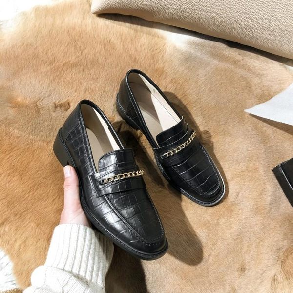 women pumps autumn spring cow leather round toe brown color chains low heels lady shoes party dress size 42, Black
women pumps autumn spring cow leather round toe brown color chains low heels lady shoes party dress size 42, Black