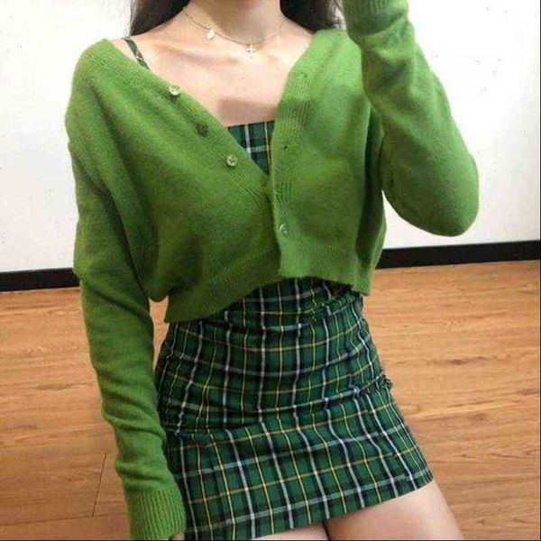 womens sweaters v neck long sleeve knitting short cardigan vintage high waist single breasted solid color woman autumn sweater, White;black
womens sweaters v neck long sleeve knitting short cardigan vintage high waist single breasted solid color woman autumn sweater, White;black