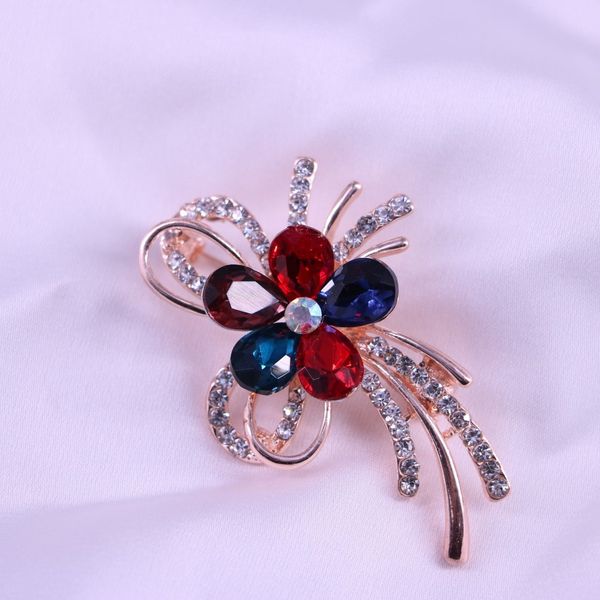 2021flower color drill brooch european american fashion jewelry simple and versatile alloy creativity, Gray
2021flower color drill brooch european american fashion jewelry simple and versatile alloy creativity, Gray