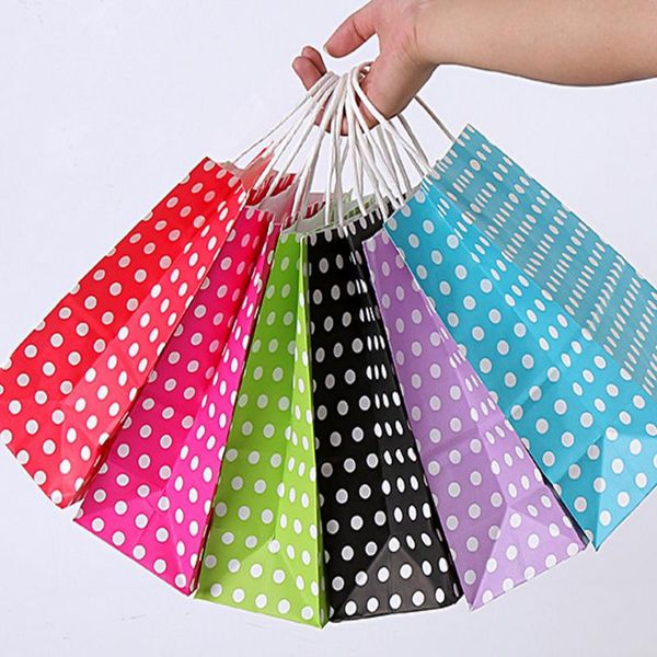 gift wrap 10pcs/lot polka dot kraft paper bag handles 21*15*8 sale festival bags diy multifunction shopping clothing
gift wrap 10pcs/lot polka dot kraft paper bag handles 21*15*8 sale festival bags diy multifunction shopping clothing