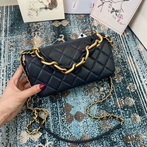 evening bags 2021 custom clutch luxury handbags women designer sheepskin diamondfashion brand small purse ladies shoulder bag
evening bags 2021 custom clutch luxury handbags women designer sheepskin diamondfashion brand small purse ladies shoulder bag