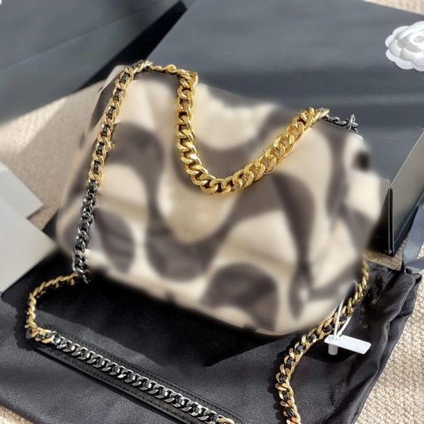 designer- leather women bag fashion geometric printing shoulder bag stitching chain handbag two-color messenger bags
designer- leather women bag fashion geometric printing shoulder bag stitching chain handbag two-color messenger bags