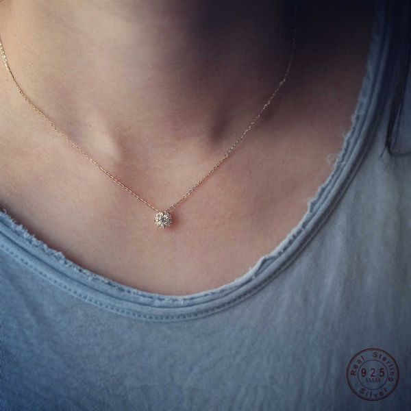 designer necklace 925 sterling silver simple diamond gold small sun pendant women light luxury wedding jewelry accessories
designer necklace 925 sterling silver simple diamond gold small sun pendant women light luxury wedding jewelry accessories