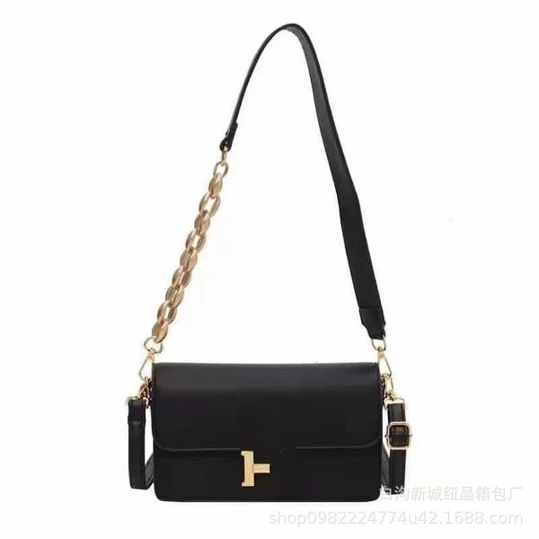 new women's bags 2021 new bags may fashion simple underarm female 2021 spring / summer messenger single shoulder texture trendy square 
new women's bags 2021 new bags may fashion simple underarm female 2021 spring / summer messenger single shoulder texture trendy square