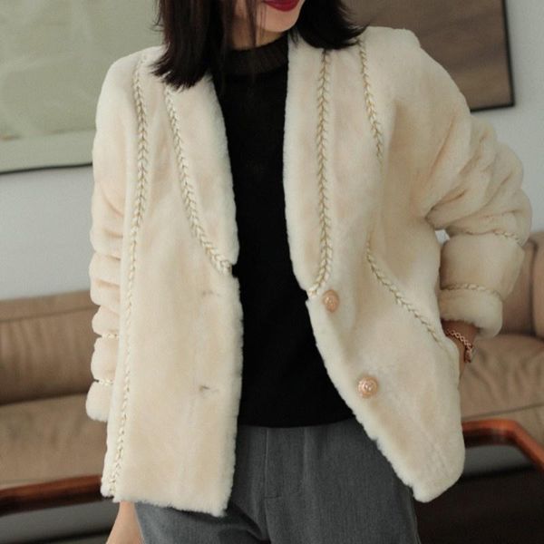 women's fur & faux vintage-style female jacket, loose jacket with v-cleavage, vintage style, pockets, urban fashion, elegant, winter 20, Black
women's fur & faux vintage-style female jacket, loose jacket with v-cleavage, vintage style, pockets, urban fashion, elegant, winter 20, Black