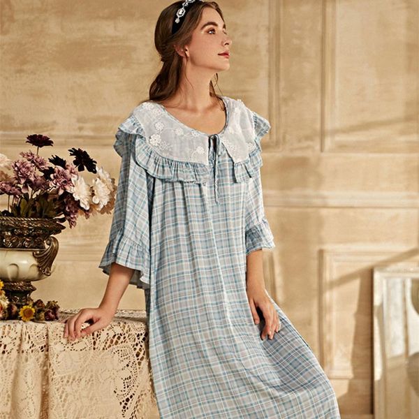women's sleepwear nightgown women summer romantic european medieval retro, Black;red
women's sleepwear nightgown women summer romantic european medieval retro, Black;red