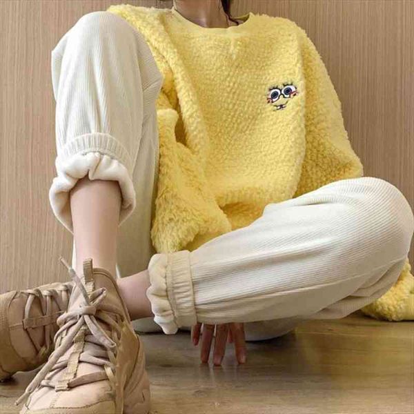 corduroy velvet europe women pant united states street casual fashion winter spring warm, Black;white
corduroy velvet europe women pant united states street casual fashion winter spring warm, Black;white