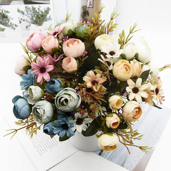 6 bouquet artificial flower daisy tea bud fake flower christmas home wedding pgraphy soft decoration diy vase for decoration
6 bouquet artificial flower daisy tea bud fake flower christmas home wedding pgraphy soft decoration diy vase for decoration