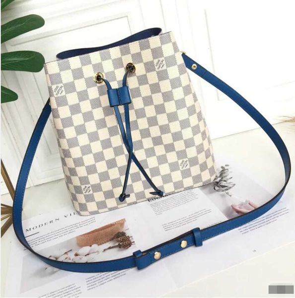 spring bag handles cross brand collection trendy bucket designer handbags iconic luxury shoulder bags totes yybe body bag m44022 clutche
spring bag handles cross brand collection trendy bucket designer handbags iconic luxury shoulder bags totes yybe body bag m44022 clutche