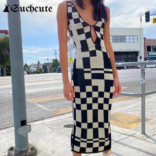 casual dresses vintage plaid hollow out women's y2k knitted summer deep v-neck korean long dress gothic streetwear 47o9, Black;gray
casual dresses vintage plaid hollow out women's y2k knitted summer deep v-neck korean long dress gothic streetwear 47o9, Black;gray