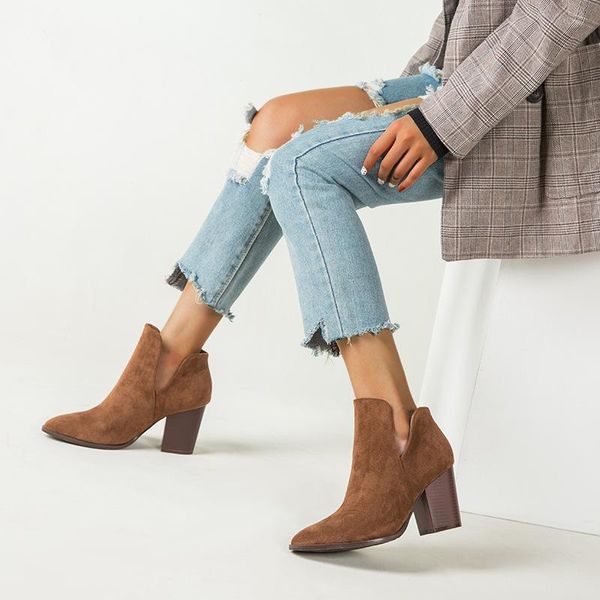 boots ladies 2021 autumn tube thick heel high ankle suede fashion women's shoes non-slip sole, Black
boots ladies 2021 autumn tube thick heel high ankle suede fashion women's shoes non-slip sole, Black