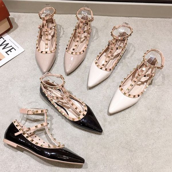 solid color fashion women flat shoes t-shaped riveting decoration buckle hollow out sandals pointed asakuchi 2021 woman shoes m, Black
solid color fashion women flat shoes t-shaped riveting decoration buckle hollow out sandals pointed asakuchi 2021 woman shoes m, Black