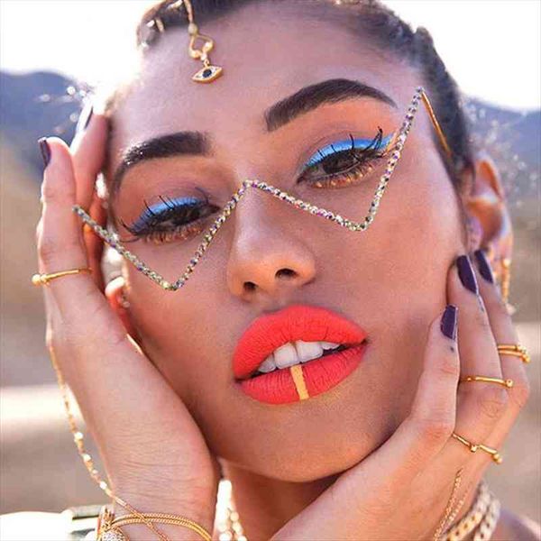 summer woman sunglasses rhinestone triangle glasses cat eye metal no sheet sunglasses oversized, White;black
summer woman sunglasses rhinestone triangle glasses cat eye metal no sheet sunglasses oversized, White;black