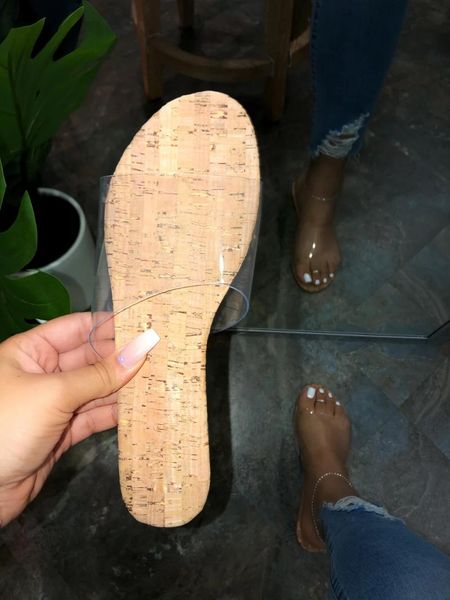 slippers loozykit summer woman flat candy color shoe transparent slides female open toe flip flops women's beach shoes, Black
slippers loozykit summer woman flat candy color shoe transparent slides female open toe flip flops women's beach shoes, Black