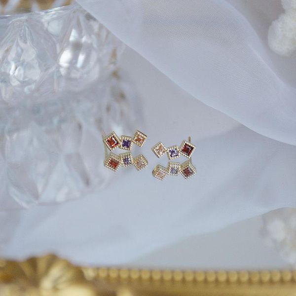 delicate 14k real gold cute sweet square stud earrings for women cubic zircon cz small, Golden;silver
delicate 14k real gold cute sweet square stud earrings for women cubic zircon cz small, Golden;silver