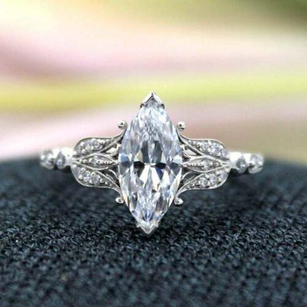 wedding rings vagzeb 2021 luxury fashion silver color oval cubic zirconia flower shaped promise ring for women, Slivery;golden
wedding rings vagzeb 2021 luxury fashion silver color oval cubic zirconia flower shaped promise ring for women, Slivery;golden