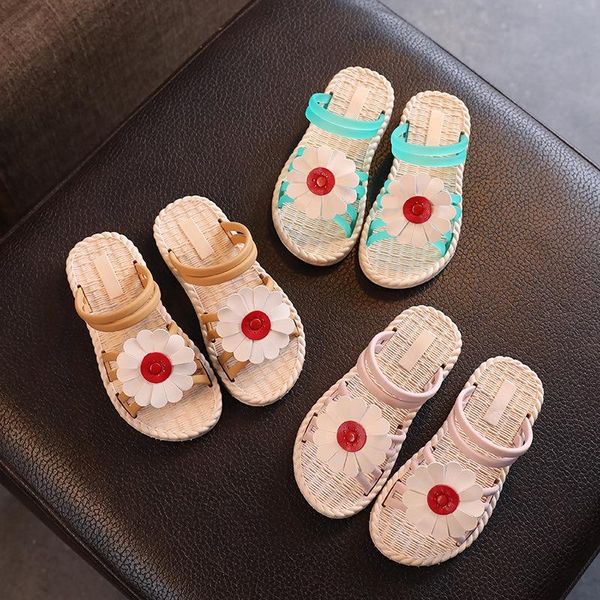children's slippers summer 2021 girls' antiskid beach sandals soft bottom cool, Black;red
children's slippers summer 2021 girls' antiskid beach sandals soft bottom cool, Black;red