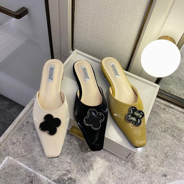 slippers 2021 women leather mules square toe metal decoration outside dress ladies slip on black slides flat casual shoes woman
slippers 2021 women leather mules square toe metal decoration outside dress ladies slip on black slides flat casual shoes woman