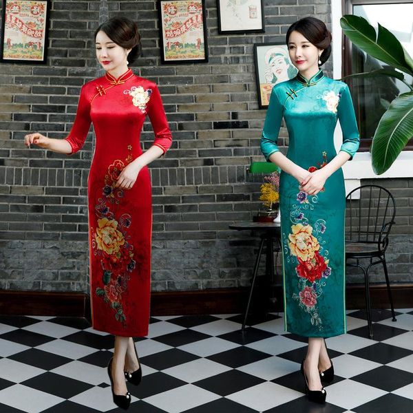 slim velvet qipao print elegant high split cheongsam novelty chinese dress size -5xl ethnic clothing, Red
slim velvet qipao print elegant high split cheongsam novelty chinese dress size -5xl ethnic clothing, Red