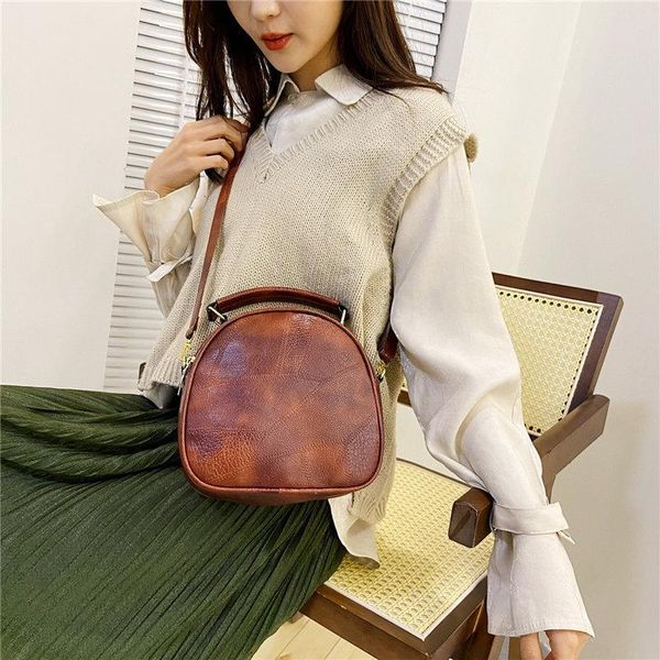evening bags pu leather luxury designer handbags retro fashion trendy one-shoulder small round bag double pull handbag
evening bags pu leather luxury designer handbags retro fashion trendy one-shoulder small round bag double pull handbag
