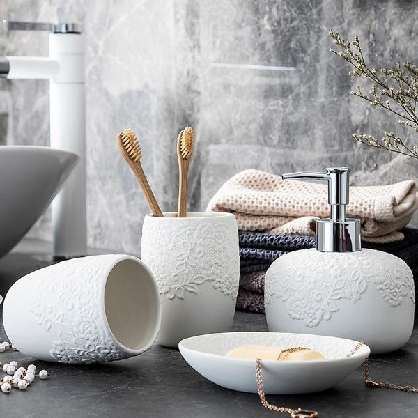 bath accessory set simple and creative white embossed bathroom 4-piece household daily necessities ceramic accessories el wholesale
bath accessory set simple and creative white embossed bathroom 4-piece household daily necessities ceramic accessories el wholesale