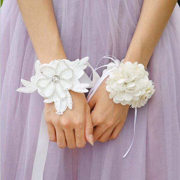 1 pcs artificial wrist flower bride hand flowers bridesmaid sisters dress up accessories wrist corsage stage performance prop
1 pcs artificial wrist flower bride hand flowers bridesmaid sisters dress up accessories wrist corsage stage performance prop