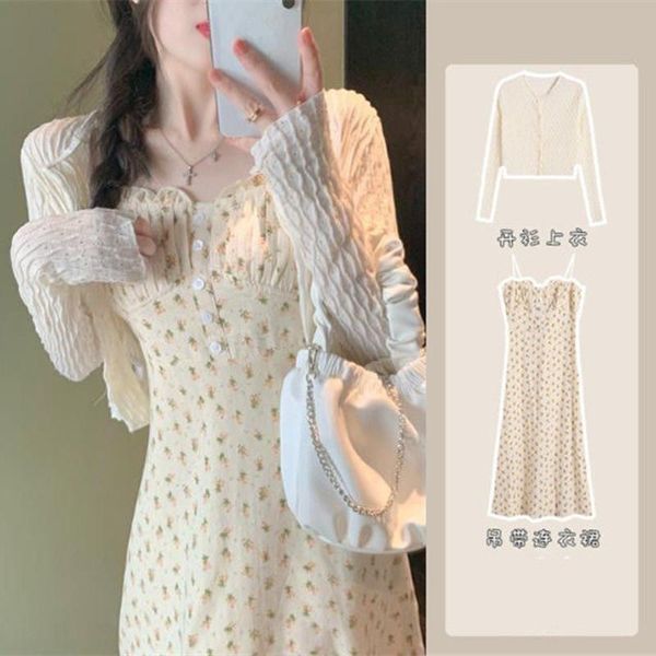 casual dresses holiday beach floral suspender dress women's 2021 summer sunscreen cardigan two piece set, Black;gray
casual dresses holiday beach floral suspender dress women's 2021 summer sunscreen cardigan two piece set, Black;gray
