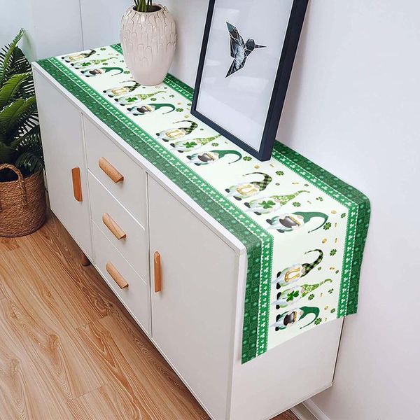 st. patrick's day selling printed dining table runner for family holiday parties perfect decoration novelty items
st. patrick's day selling printed dining table runner for family holiday parties perfect decoration novelty items