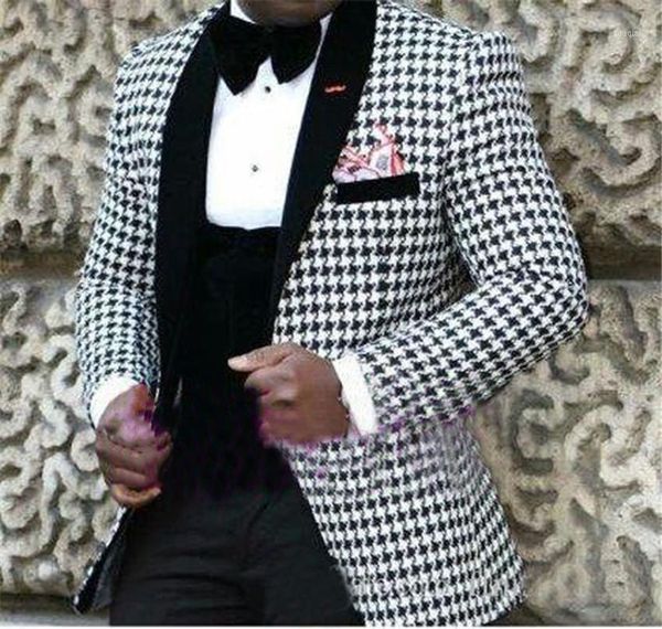 handsome groomsmen shawl lapel groom tuxedos mens wedding dress man jacket blazer prom dinner (jacket+pants+tie+vest) a292 men's suits, White;black
handsome groomsmen shawl lapel groom tuxedos mens wedding dress man jacket blazer prom dinner (jacket+pants+tie+vest) a292 men's suits, White;black