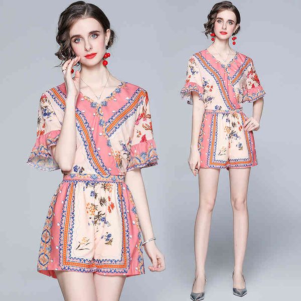 summer style western floral temperament v-neck ruffled cuffs thin wide-leg shorts suit women 210525, White
summer style western floral temperament v-neck ruffled cuffs thin wide-leg shorts suit women 210525, White