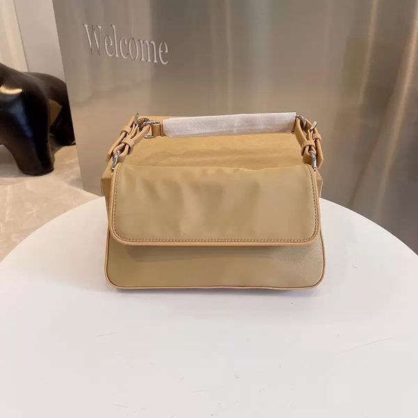 fahion cross body luxury designer wear-resistant durable ladies shoulder bags waterproof fabric underarm messenger bag handbag
fahion cross body luxury designer wear-resistant durable ladies shoulder bags waterproof fabric underarm messenger bag handbag