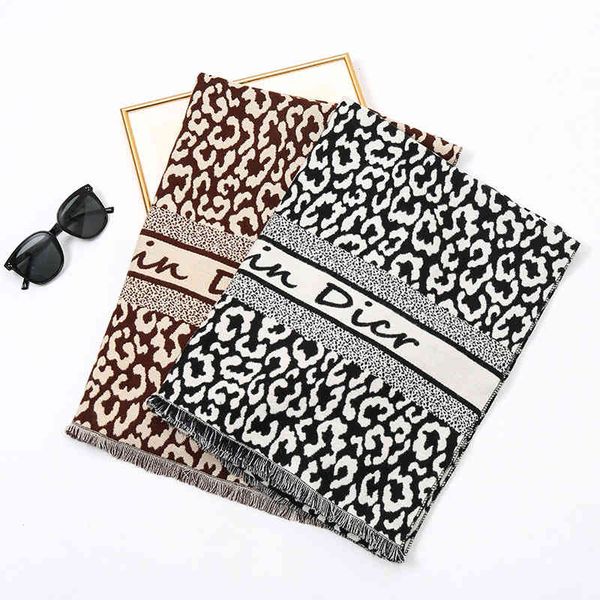 the new design live imitation cashmere scarf women's fashion versatile winter warm thickened shawl leopard point bib, Blue;gray
the new design live imitation cashmere scarf women's fashion versatile winter warm thickened shawl leopard point bib, Blue;gray