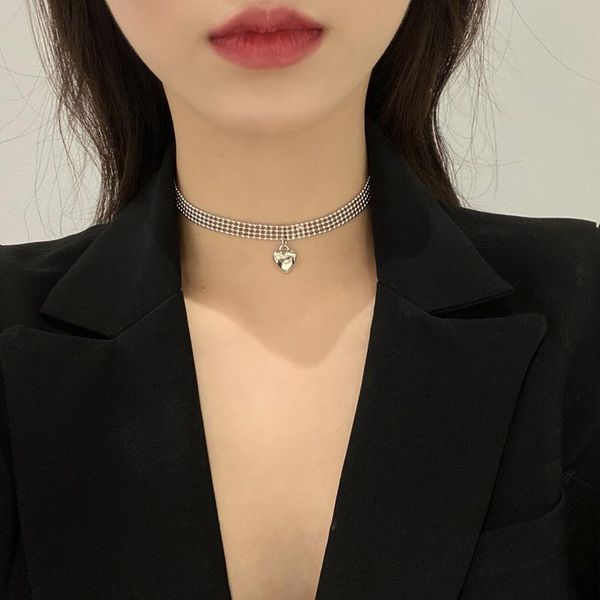 pendant necklaces fashion personality necklace sweet love shape choker chain web celebrity metal sense collarbone women jewelry, Silver
pendant necklaces fashion personality necklace sweet love shape choker chain web celebrity metal sense collarbone women jewelry, Silver