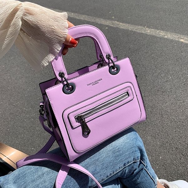 2022 fashion bag winter trend new handbag one shoulder women's handbags korean version light luxury positioning zipper hand bags
2022 fashion bag winter trend new handbag one shoulder women's handbags korean version light luxury positioning zipper hand bags