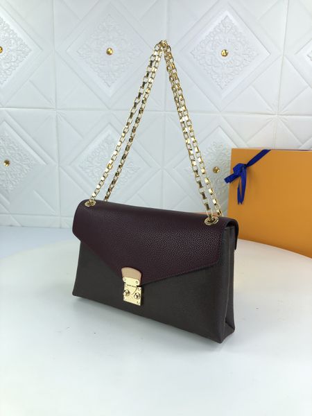 2021 fashion designers womens handbags leather messenger bags luxurys lady shoulder bag classic digram flowers crossbody checkered purses m4
2021 fashion designers womens handbags leather messenger bags luxurys lady shoulder bag classic digram flowers crossbody checkered purses m4