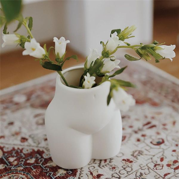 vases ceramics body creative abstract human bum vase dried flower living room origami nordic style home decoration
vases ceramics body creative abstract human bum vase dried flower living room origami nordic style home decoration
