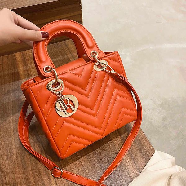 wholesale y fashion princess quality versatile large capacity portable one shoulder messenger bag for female students luxuryss designerss yw
wholesale y fashion princess quality versatile large capacity portable one shoulder messenger bag for female students luxuryss designerss yw
