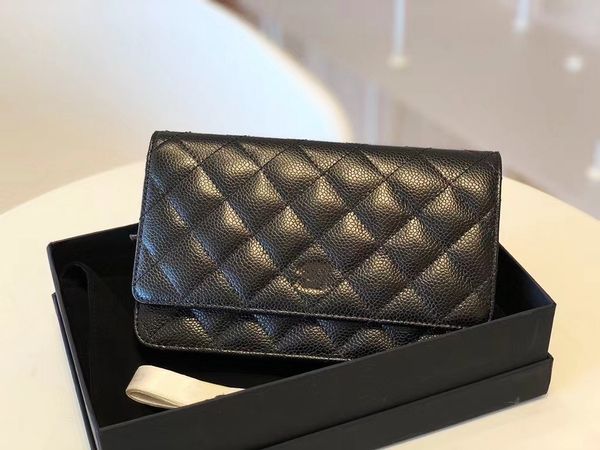 women fashion messenger bag cross body lady chain shoulder handbag luxurys designers bags diamond lattice genuine leather classic all match
women fashion messenger bag cross body lady chain shoulder handbag luxurys designers bags diamond lattice genuine leather classic all match