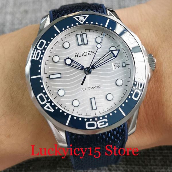 wristwatches brand nh35a men watch surfing dial date glass back luminous index rubber band unidirectional bezel ring, Slivery;brown
wristwatches brand nh35a men watch surfing dial date glass back luminous index rubber band unidirectional bezel ring, Slivery;brown