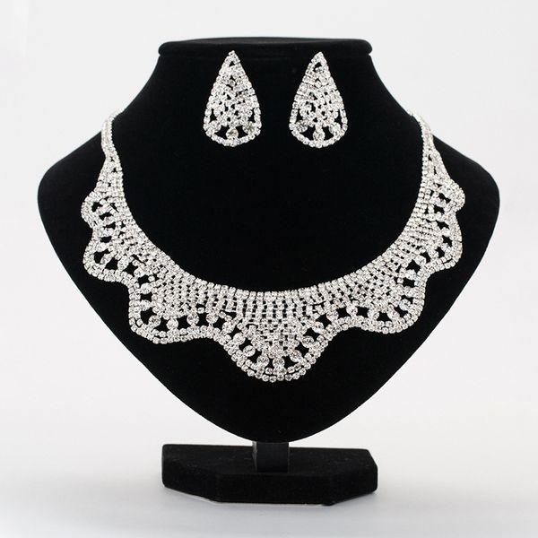 necklace luxurious earrings suit crystal drip season exaggeration full dress accessories, Black
necklace luxurious earrings suit crystal drip season exaggeration full dress accessories, Black