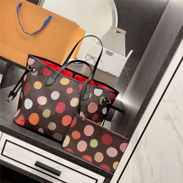 designer shoulder bags graffiti geometric letter printing retro style women men crossbody bags art section bags 4 colors
designer shoulder bags graffiti geometric letter printing retro style women men crossbody bags art section bags 4 colors