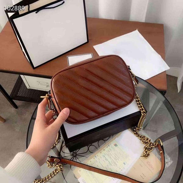 5a+women luxurys designers fahsion small bag female lamb leather camera bags sheepskin shoulder chain wallet original box purse wholesale1th
5a+women luxurys designers fahsion small bag female lamb leather camera bags sheepskin shoulder chain wallet original box purse wholesale1th