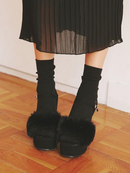 summer black faux fur patchwork women high platform sandals ankle buckle ladies wedge heel peep toe
summer black faux fur patchwork women high platform sandals ankle buckle ladies wedge heel peep toe