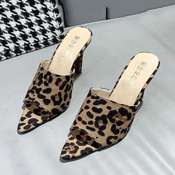 slippers outside non-slip summer slides leopard heels 2021fashion pointed open-toes women shoes, Black
slippers outside non-slip summer slides leopard heels 2021fashion pointed open-toes women shoes, Black