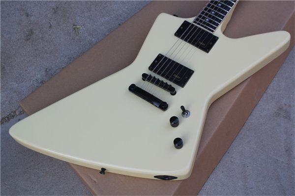 custom version of classic cream yellow electric guitar, can be customized and modified as required
custom version of classic cream yellow electric guitar, can be customized and modified as required