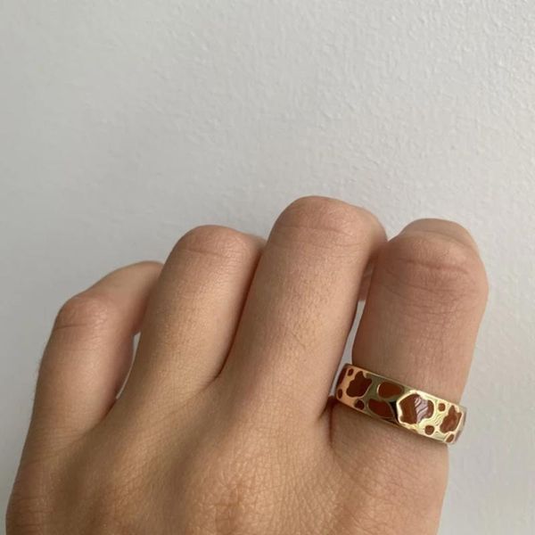 cluster rings ins creative simple brwon spotted cow ring pattern for women girls fashion jewelry gifts, Golden;silver
cluster rings ins creative simple brwon spotted cow ring pattern for women girls fashion jewelry gifts, Golden;silver