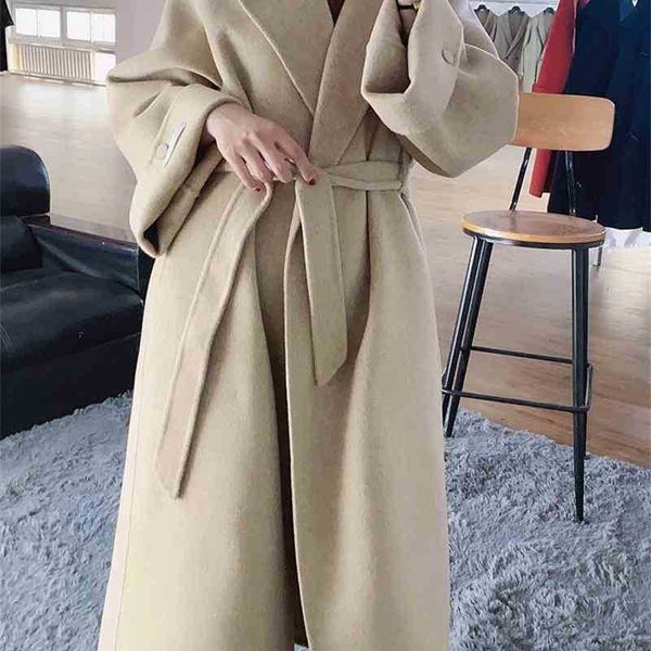 autumn and winter hand sewn double-sided fat sleeve loose bathrobe women's coat cashmere, Black
autumn and winter hand sewn double-sided fat sleeve loose bathrobe women's coat cashmere, Black